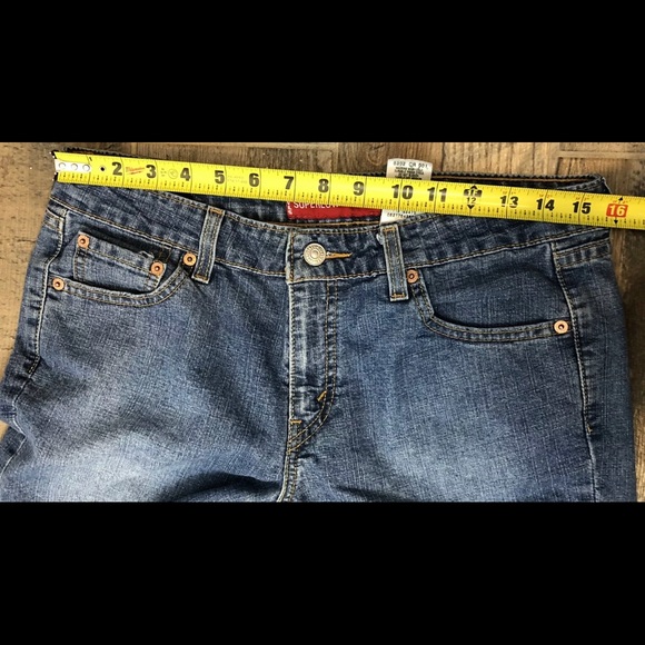 Levis 518 Superlow Stretch Bootcut Size 11 JR S - Picture 7 of 9